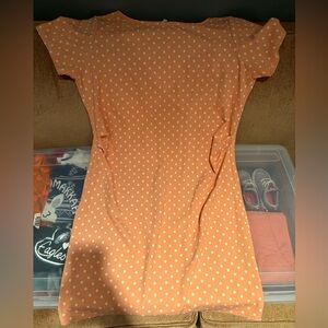 Lightweight maternity dress. Side ruching